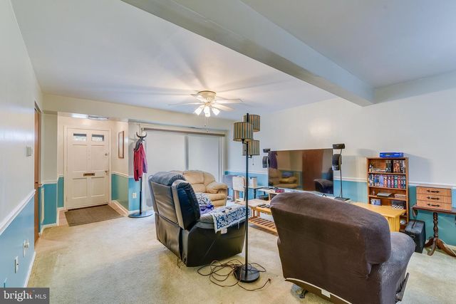 8116 LAKECREST DR, Greenbelt, MD 20770