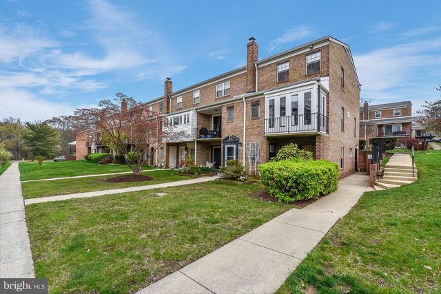 8116 LAKECREST DR, Greenbelt, MD 20770