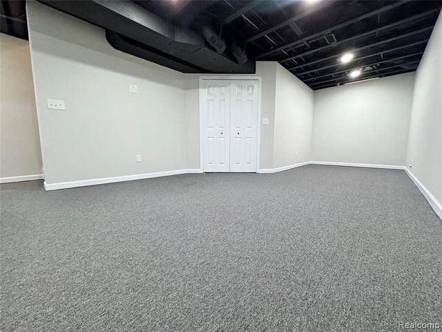 56602 Winding Creek Drive, Macomb, MI 48042