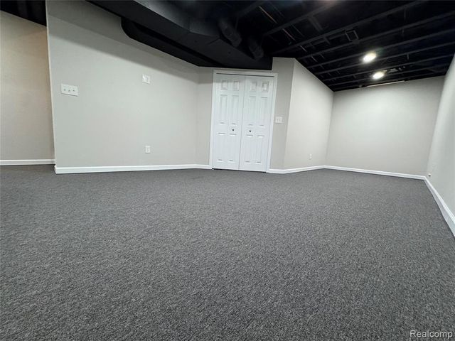 56602 Winding Creek Drive, Macomb, MI 48042