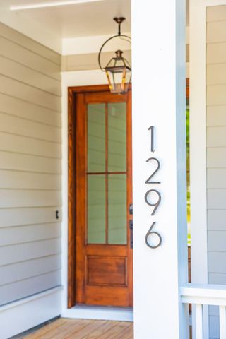 1296 Venning Road, Mount Pleasant, SC 29464