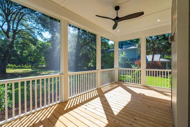 1296 Venning Road, Mount Pleasant, SC 29464