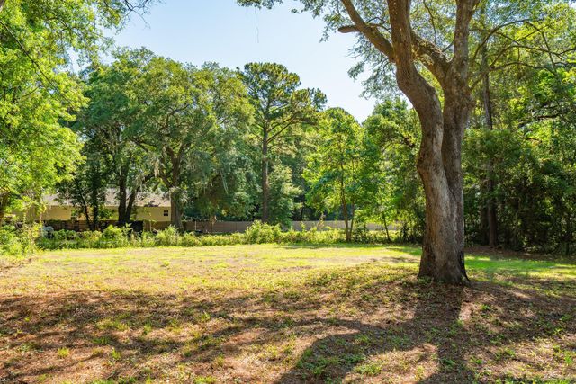 1296 Venning Road, Mount Pleasant, SC 29464