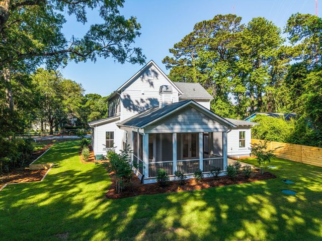 1296 Venning Road, Mount Pleasant, SC 29464
