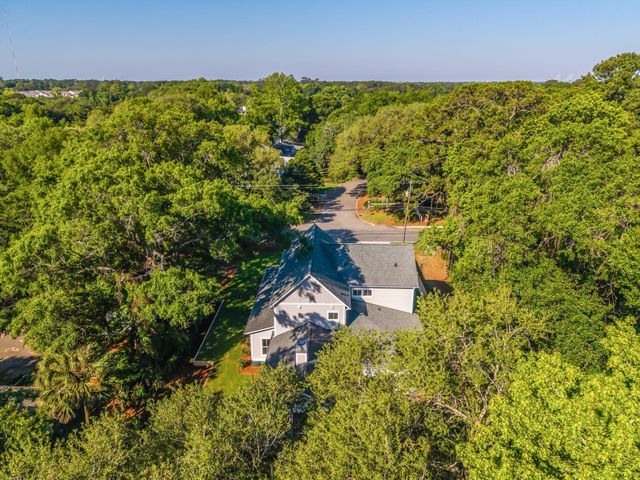 1296 Venning Road, Mount Pleasant, SC 29464