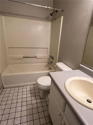 30 Meadowbrook Drive, Mcdonough, GA 30253