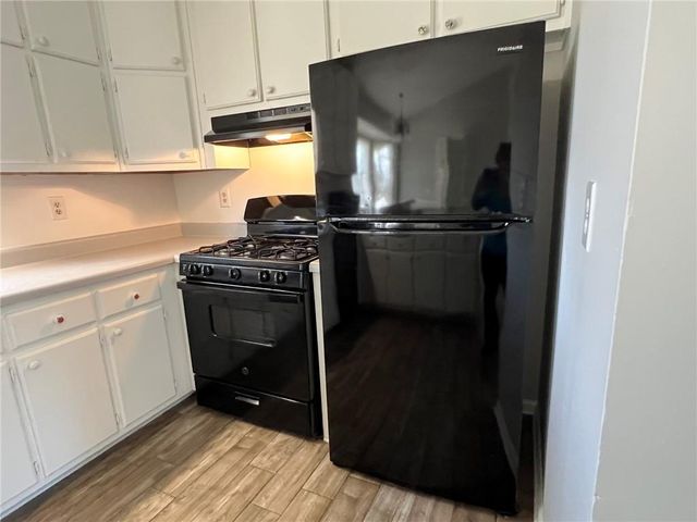 30 Meadowbrook Drive, Mcdonough, GA 30253