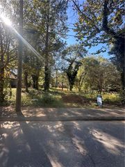 32 Walker Street, Cartersville, GA 30120