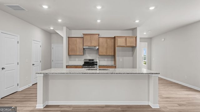 5249 Gainesville Street, Flowery Branch, GA 30542