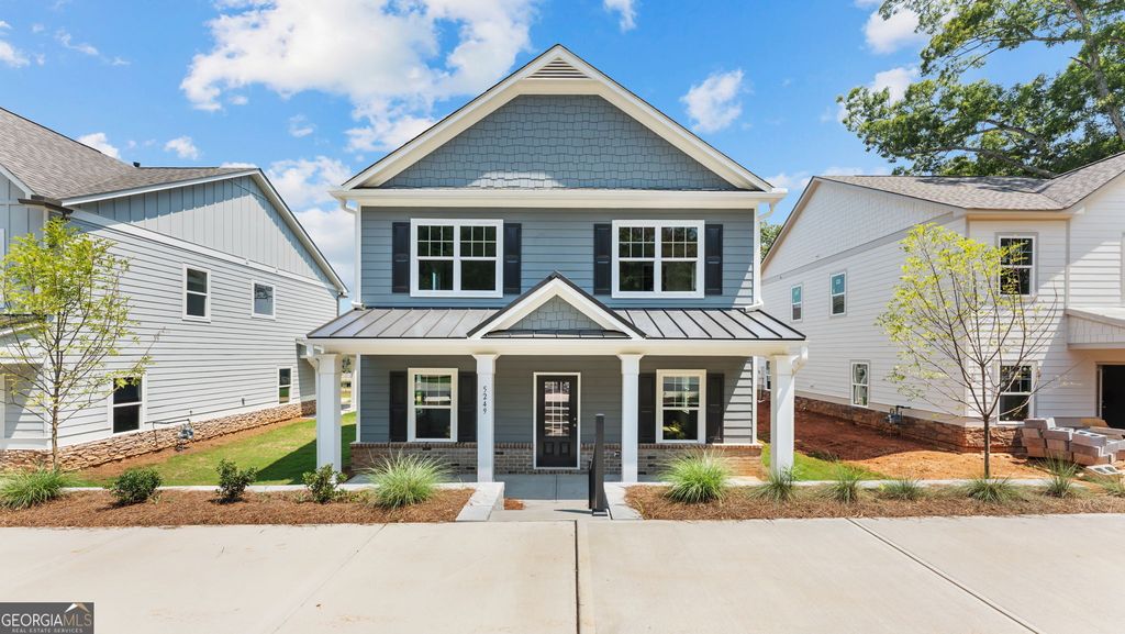 5249 Gainesville Street, Flowery Branch, GA 30542
