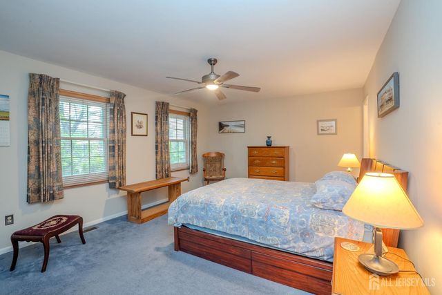 62 Fair Acres Court, South Brunswick, NJ 08540