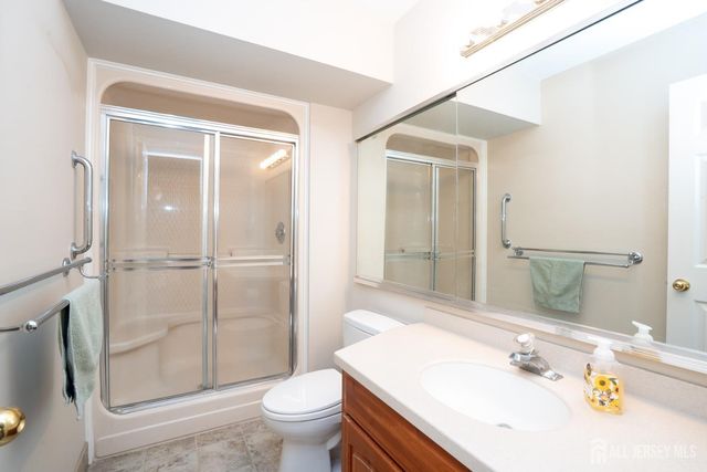 62 Fair Acres Court, South Brunswick, NJ 08540