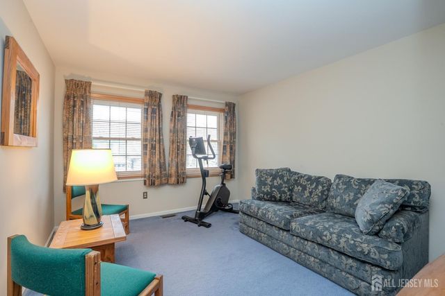 62 Fair Acres Court, South Brunswick, NJ 08540