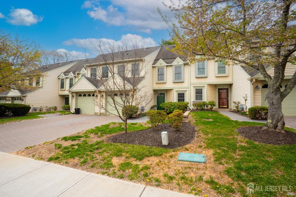 62 Fair Acres Court, South Brunswick, NJ 08540