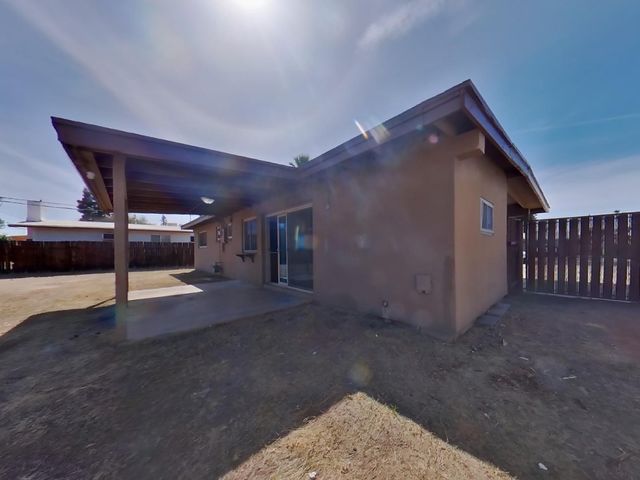 2932 W Caribbean Lane, Phoenix, AZ 85053