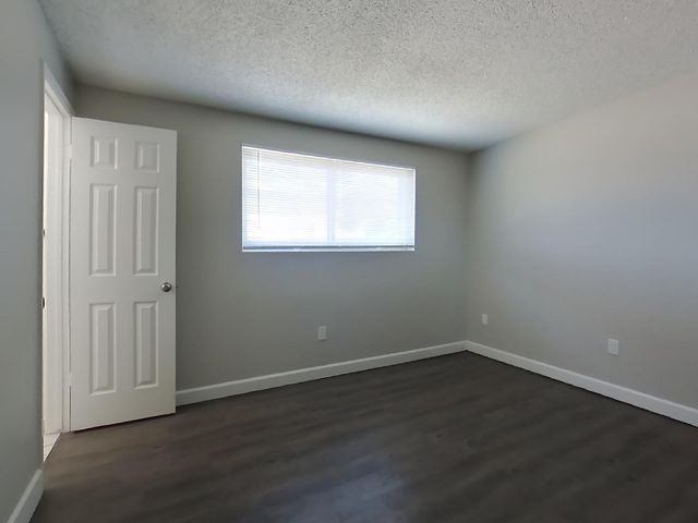 2932 W Caribbean Lane, Phoenix, AZ 85053