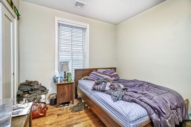 22 Woodward St 5, Boston, MA 02127