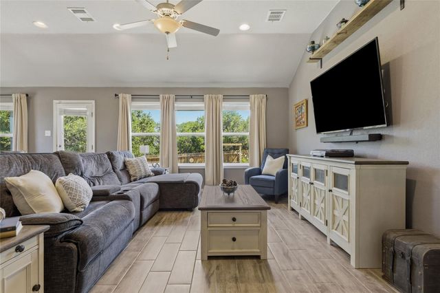 21103 Winslow CV, Lago Vista, TX 78645