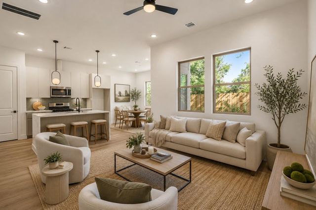 4201 Oats St C, Houston, TX 77020