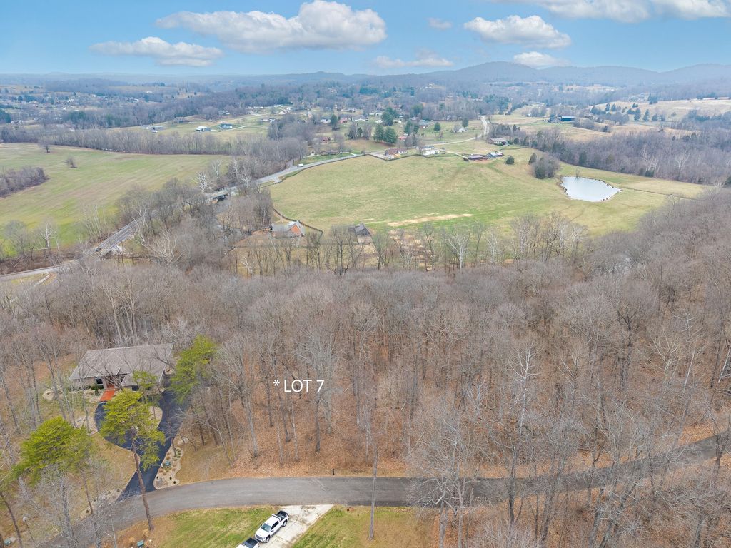 Lot 7 Hunter Lane, Somerset, KY 42503