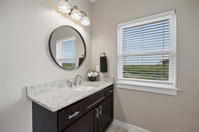 260 NW Howard Avenue, Swisher, IA 52338