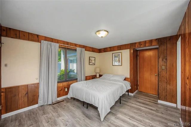 9326 Rivershore Drive, Niagara Falls, NY 14304