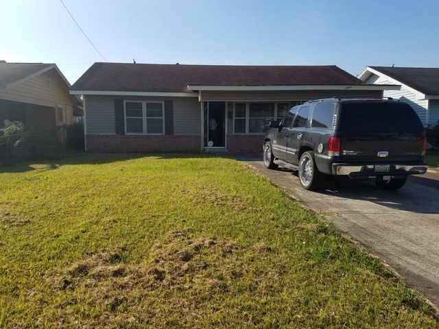 4460 S 5th Street, Beaumont, TX 77705