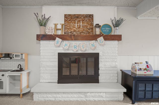 12145 N WHISPERING WOODS Drive, Dunlap, IL 61525