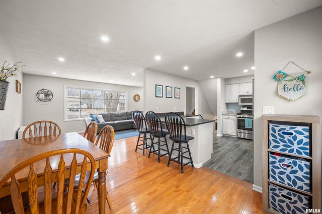 12145 N WHISPERING WOODS Drive, Dunlap, IL 61525