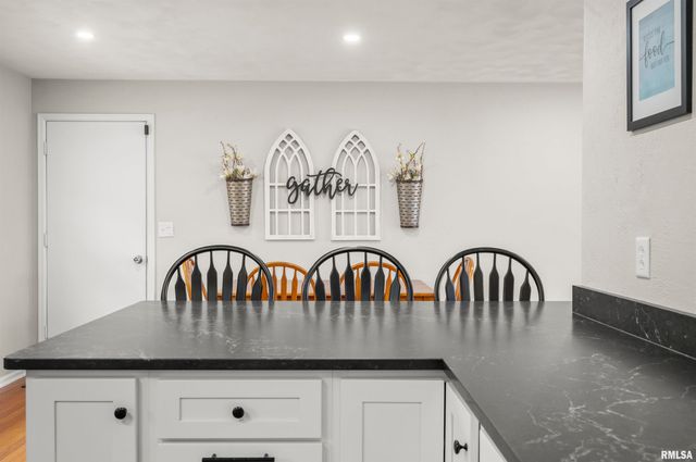 12145 N WHISPERING WOODS Drive, Dunlap, IL 61525