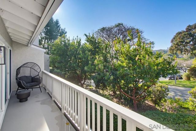 5580 Caminito Consuelo, La Jolla, CA 92037