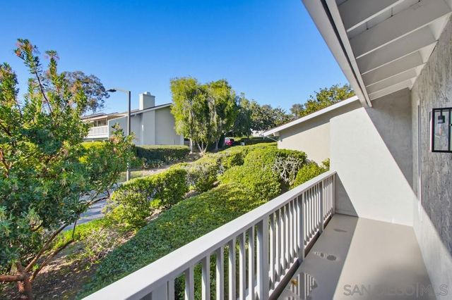 5580 Caminito Consuelo, La Jolla, CA 92037