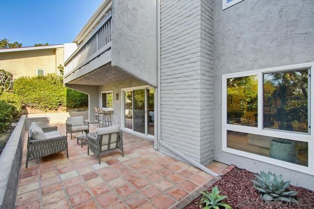 5580 Caminito Consuelo, La Jolla, CA 92037