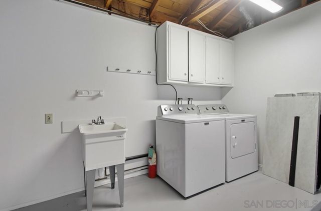 5580 Caminito Consuelo, La Jolla, CA 92037