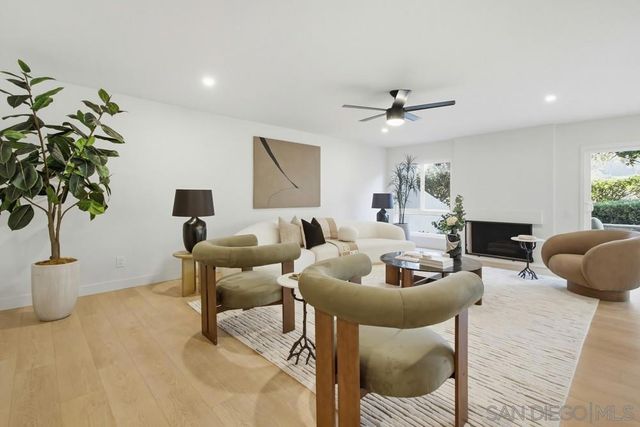 5580 Caminito Consuelo, La Jolla, CA 92037