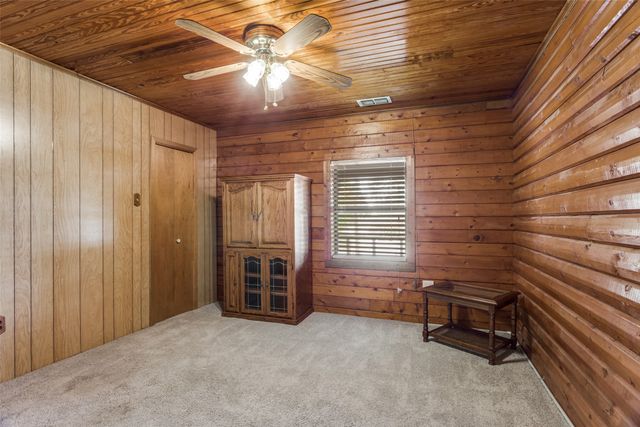 1114 Spur Trail, Granbury, TX 76049