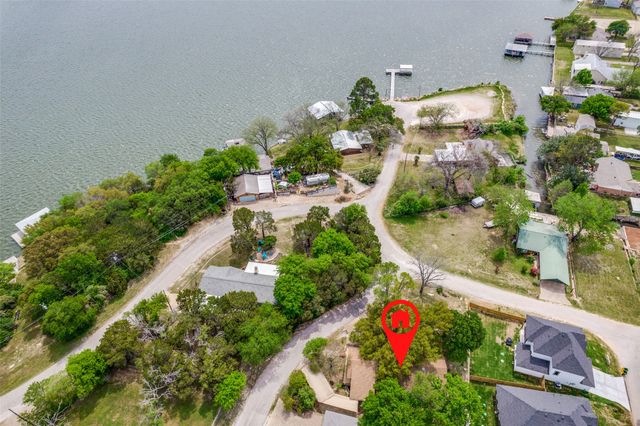1114 Spur Trail, Granbury, TX 76049