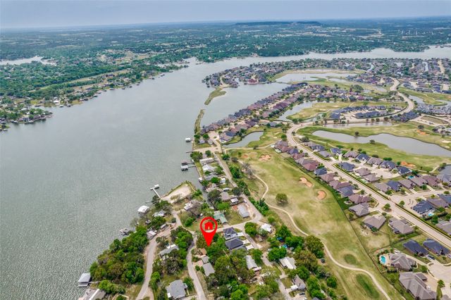 1114 Spur Trail, Granbury, TX 76049