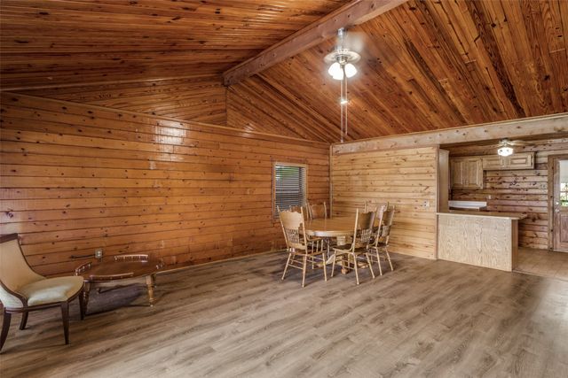 1114 Spur Trail, Granbury, TX 76049