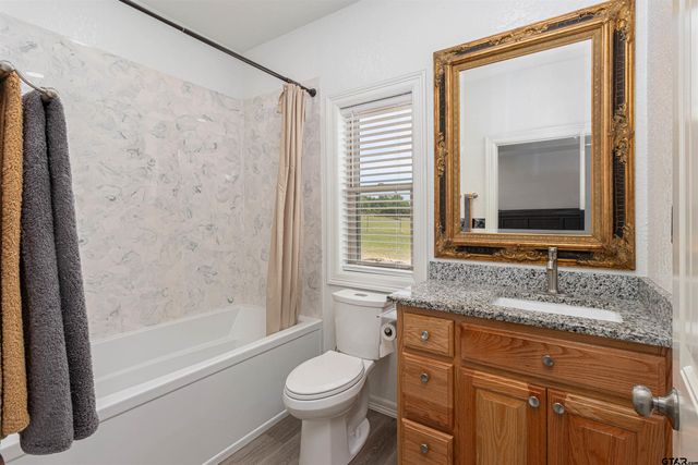 11524 FM 2016, Tyler, TX 75706
