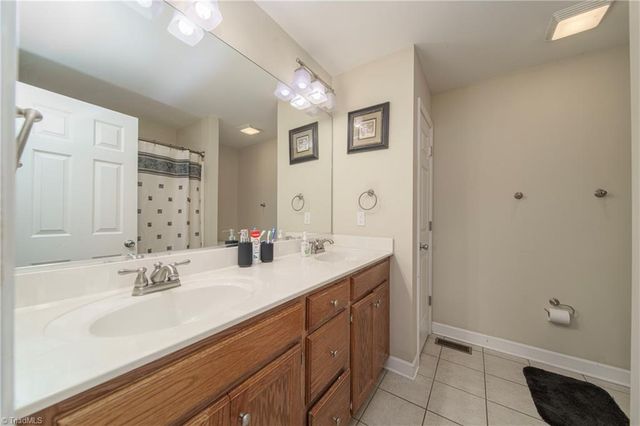 119 Bluff Court, Statesville, NC 28625