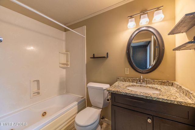183 Outer Drive, Oak Ridge, TN 37830