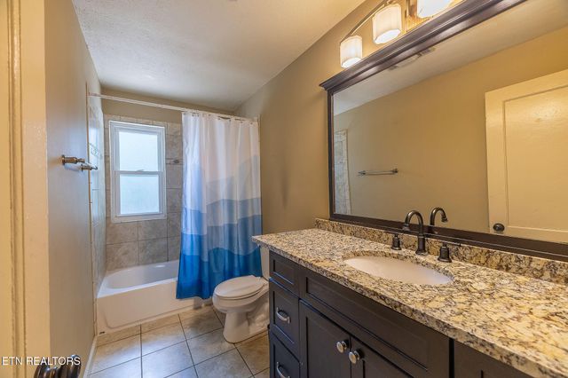 183 Outer Drive, Oak Ridge, TN 37830