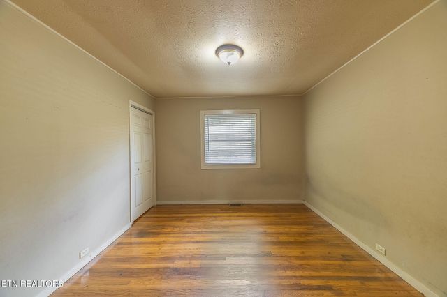 183 Outer Drive, Oak Ridge, TN 37830