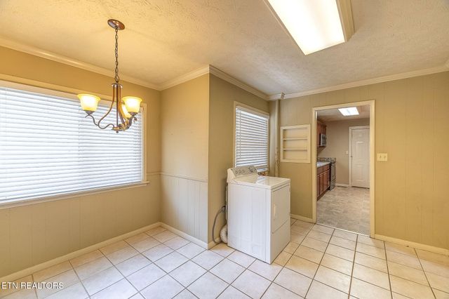 183 Outer Drive, Oak Ridge, TN 37830
