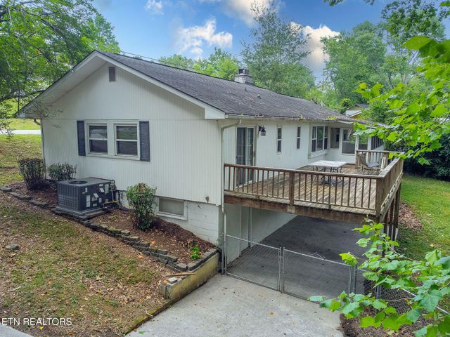 183 Outer Drive, Oak Ridge, TN 37830