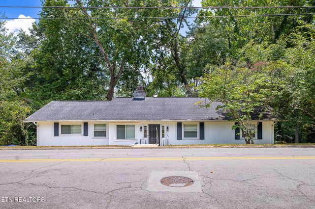 183 Outer Drive, Oak Ridge, TN 37830