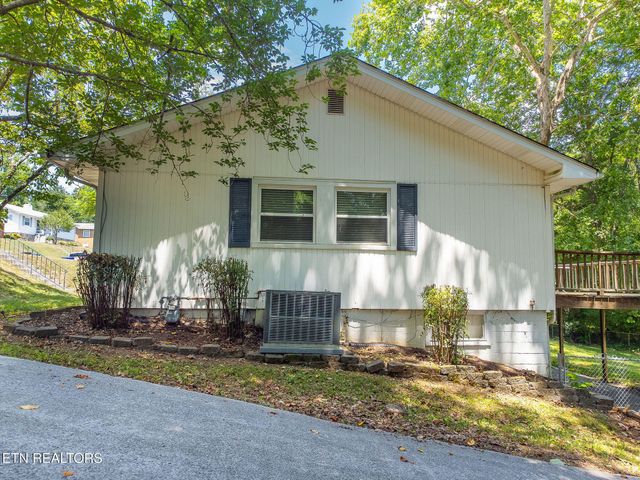 183 Outer Drive, Oak Ridge, TN 37830