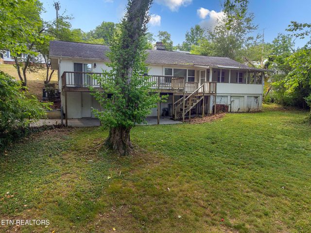 183 Outer Drive, Oak Ridge, TN 37830