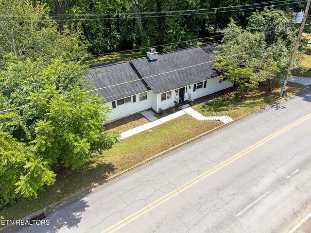 183 Outer Drive, Oak Ridge, TN 37830